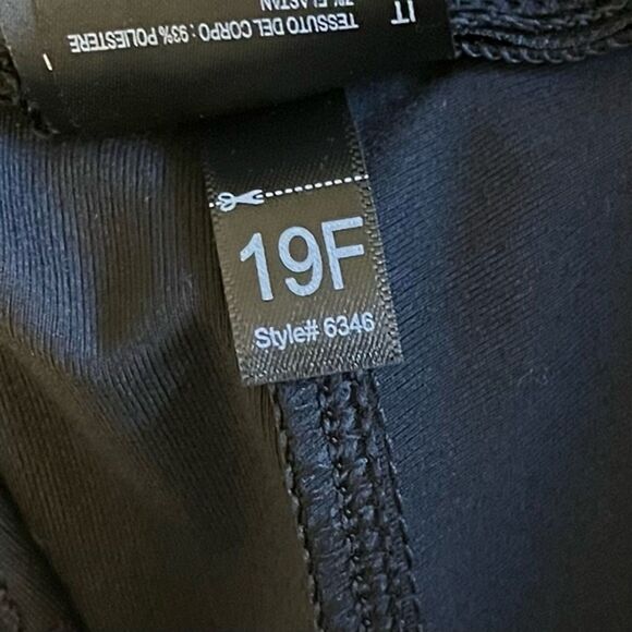 Kuhl Outleasure Legging Active Pants Carbon Black Size Small - Picture 9 of 10